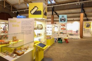 Historische-Landtechnik-erleben-im-Agrarium-im-Freilichtmuseum-am-Kiekeberg-Bild-FLMK